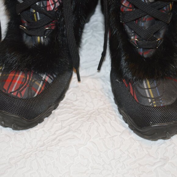 Vintage Coach Jennie Plaid Quilted Logo Pattern Boots with Rabbit Fur Trim - Picture 7 of 12